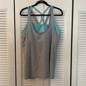 Women’s old navy active top size XXL